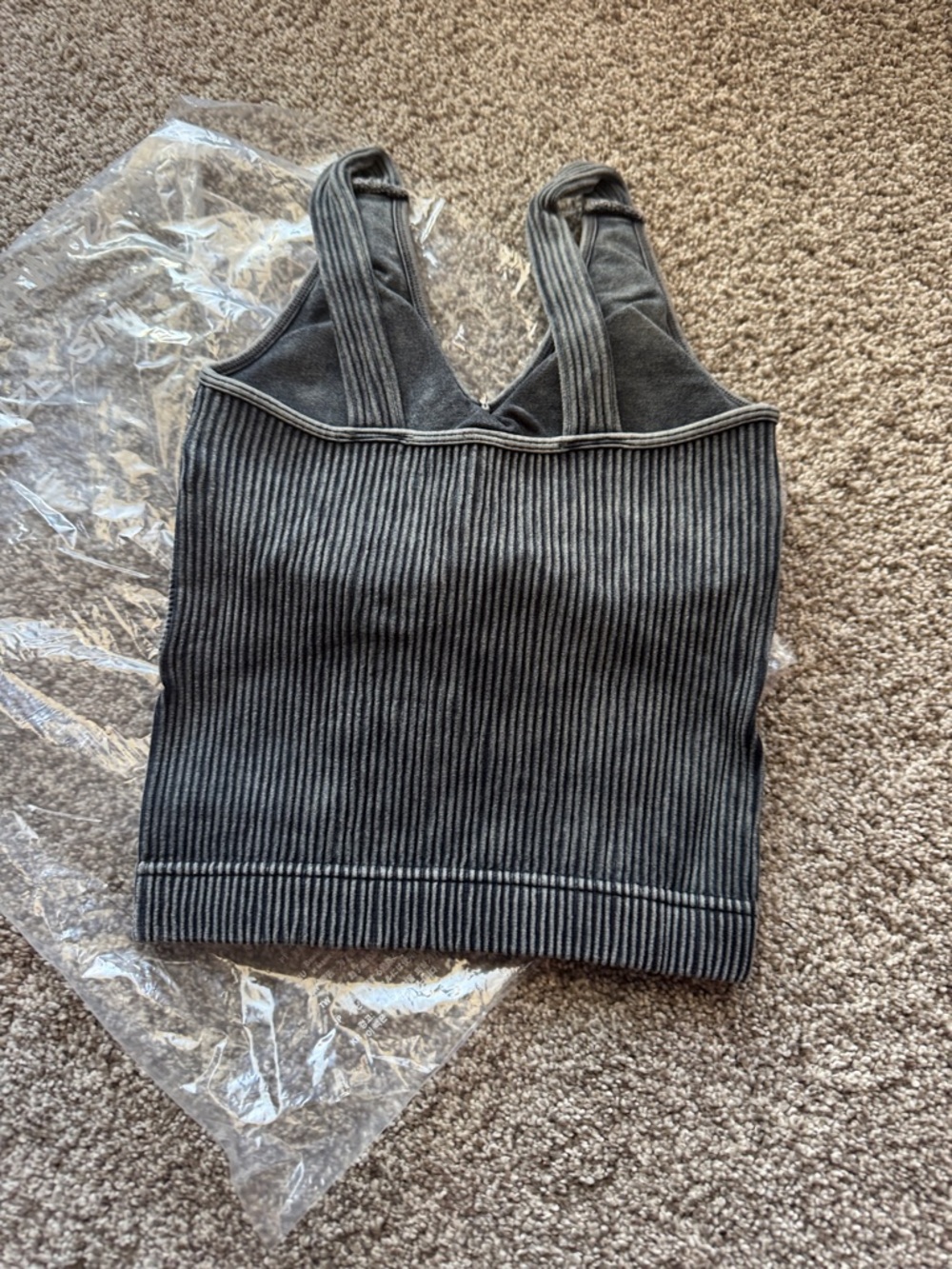 Zenana NWT Ribbed V-Neck Tank Top in Charcoal Gray - Picture 2 of 4